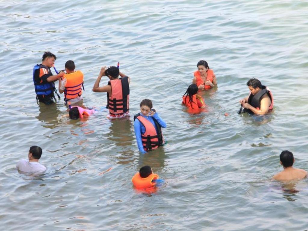 Pikun Resort Ko Lan Buitenkant foto